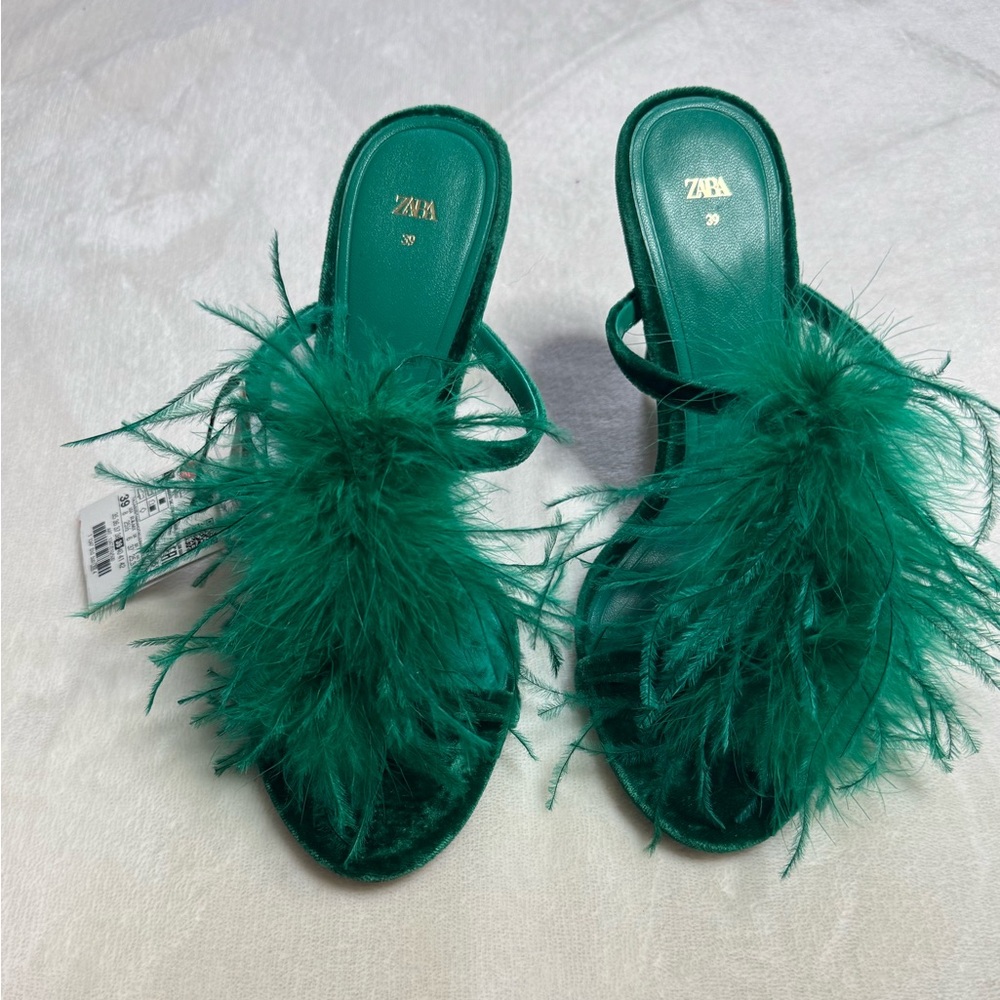 Zara Emerald Feathered Sandals